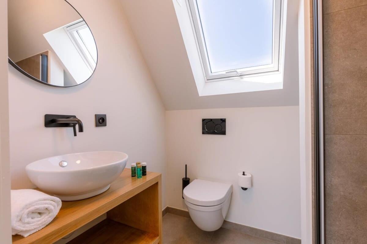 Huswell - Tosca - Lovely Double Room At Ranch De Blauwe Zaal Brugge Bagian luar foto