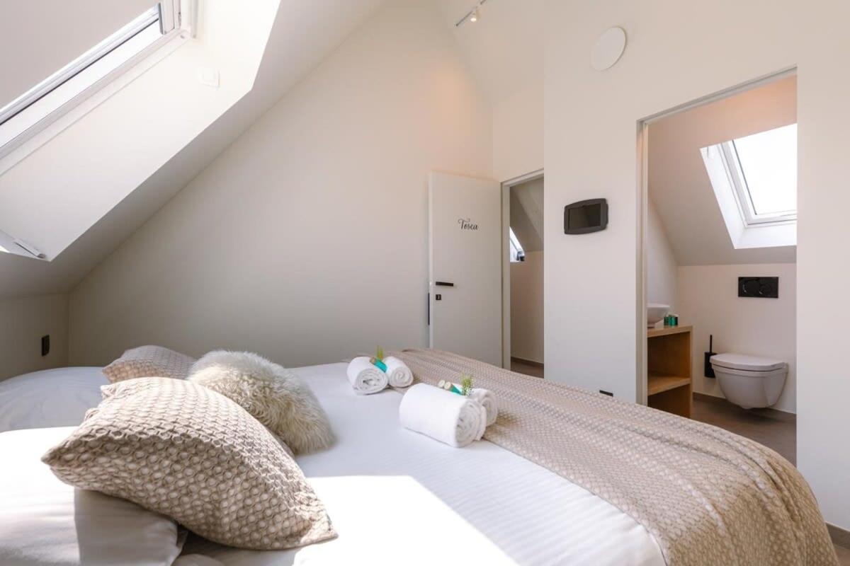 Huswell - Tosca - Lovely Double Room At Ranch De Blauwe Zaal Brugge Bagian luar foto