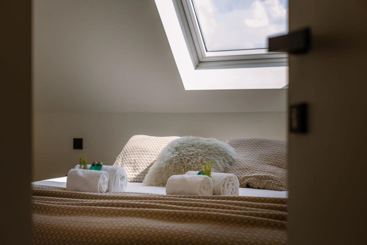 Huswell - Tosca - Lovely Double Room At Ranch De Blauwe Zaal Brugge Bagian luar foto