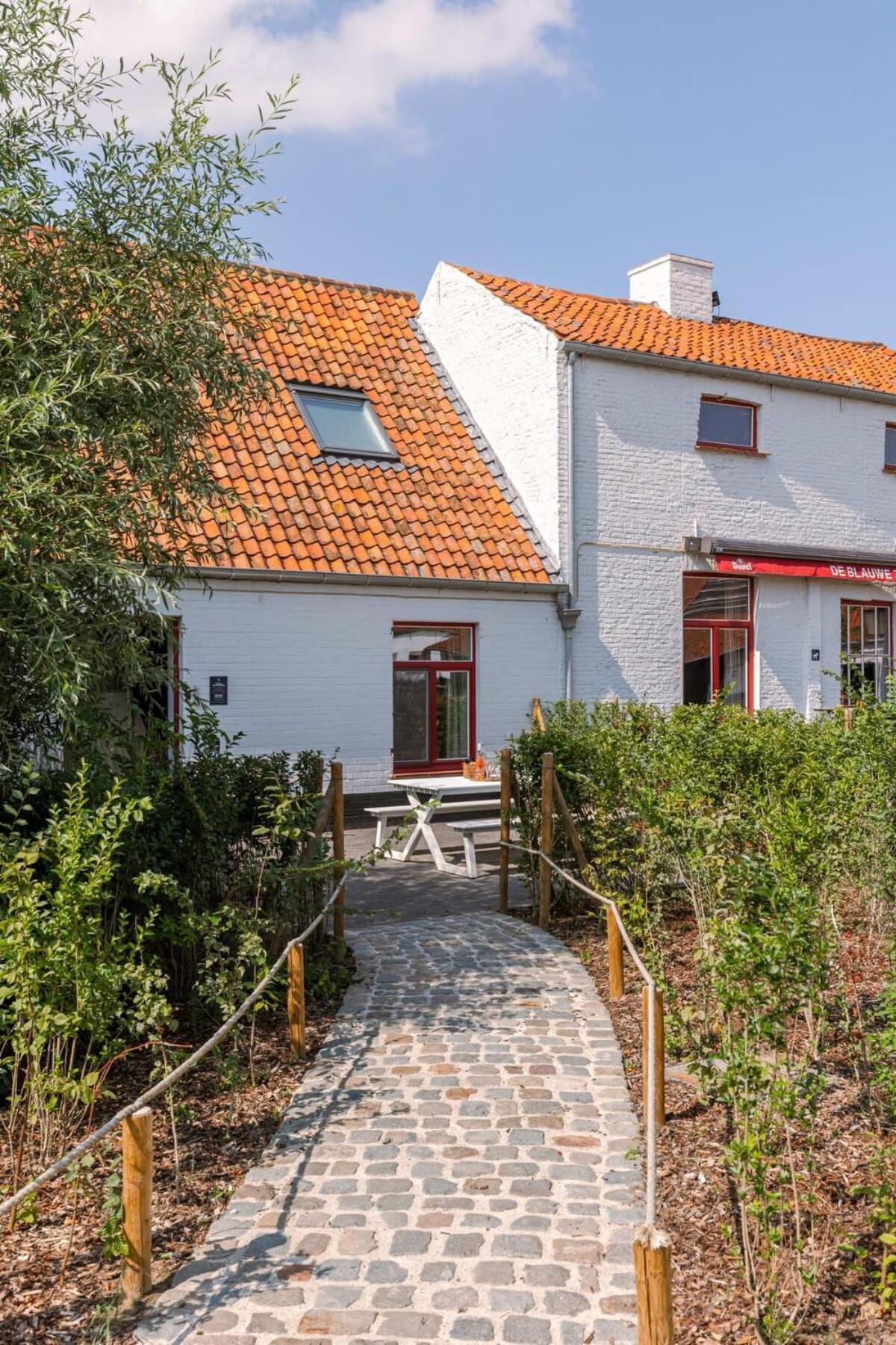 Huswell - Tosca - Lovely Double Room At Ranch De Blauwe Zaal Brugge Bagian luar foto